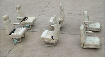 Picture of Cessna 335 Seats